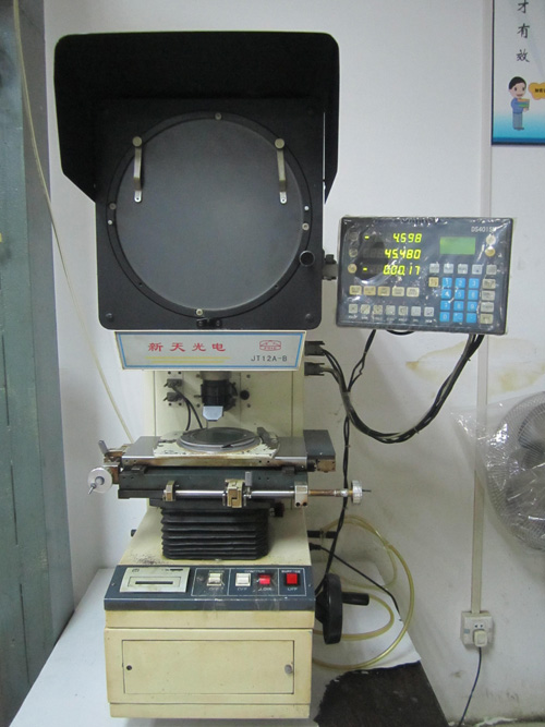 投影機